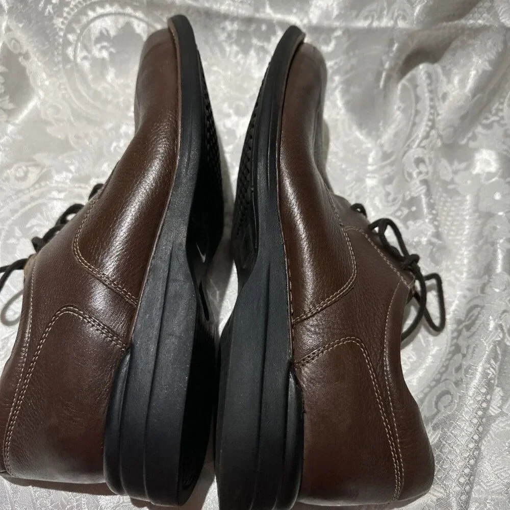 JOHNSTON & MURPHY Sheep Skin Leather Shoes Made In Brazil- Brown- Size 10.5